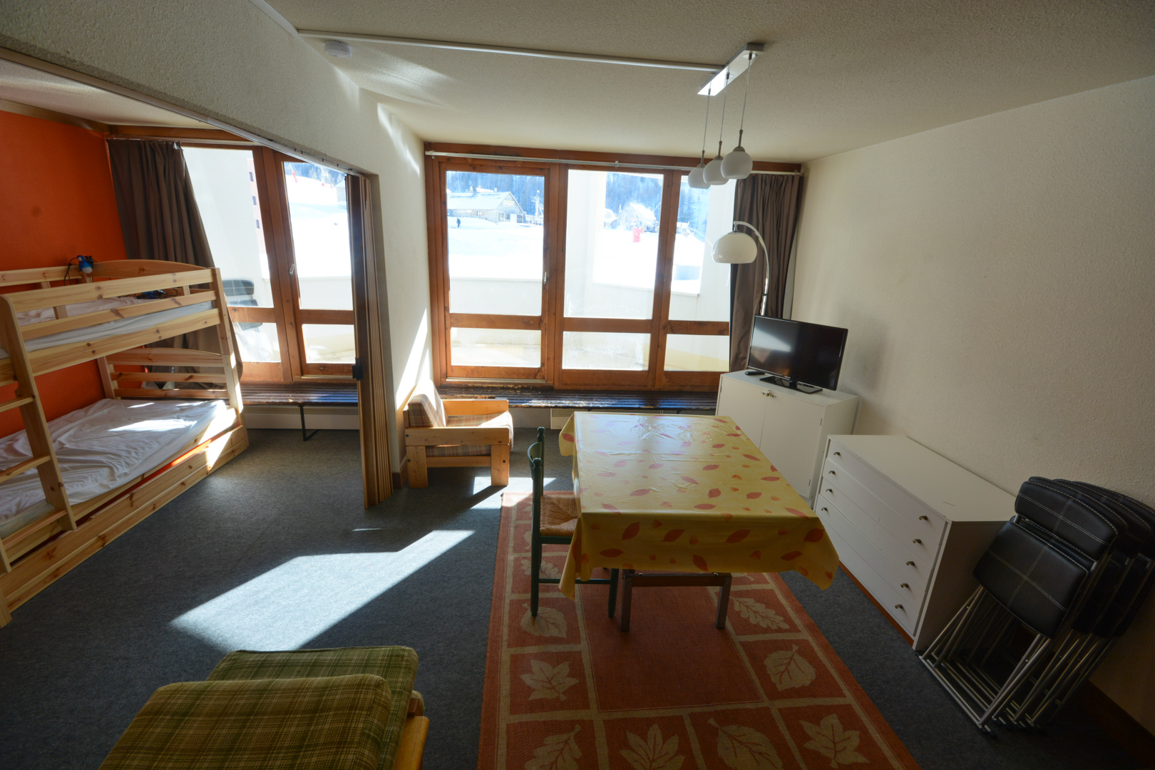 Appartement à louer à Isola pour 6 personnes au centre de la station dans la résidence le Vermeil.